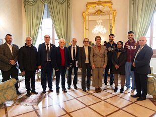 trapani/trapani-la-professoressa-avellone-e-gli-atleti-destinatari-delle-benemerenze-coni-2021-ricevuti-dal-prefetto-lupo