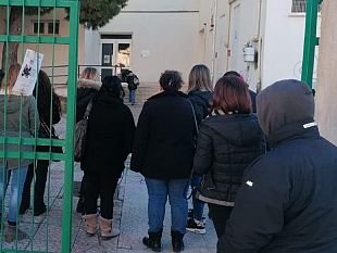 troppo-freddo-alla-nino-atria-ed-i-genitori-fanno-scioperare-i-bimbi