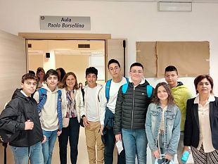 alunni-dellicradice-pappalardo-alla-manifestazione-del-tribunale-di-marsala