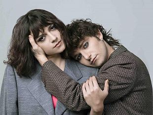 il-castelvetranese-dorigine-dario-mangiaracina-in-gara-a-sanremo-tra-i-campioni-con-la-rappresentante-di-lista