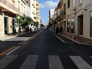 via-roma-chiusura-alla-circolazione-e-sosta-veicolare-nei-giorni-pre-e-festivi