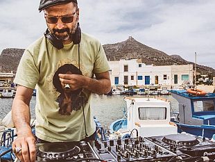 favignana-senza-plastica-al-the-djoon-experience-il-bicchiere-in-silicone-da-riutilizzo