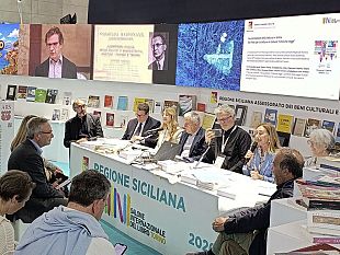 successo-a-torino-per-38-parallelo-la-saggistica-siciliana-tra-le-eccellenze-ditalia