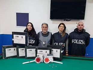 trapani/scommesse-illegali-sequestrati-personal-computer-e-virtual-game-racing-dogs