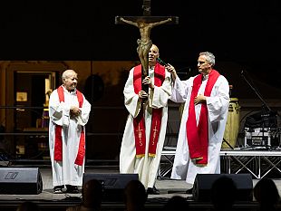 favignana-pieno-di-turisti-nella-settimana-della-festa-del-santissimo-crocifisso