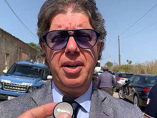 castiglione-ringrazia-prefettura-e-questura-per-lo-sgombero-ex-cementificio