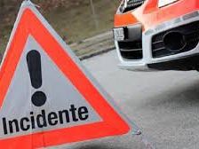 erice-auto-contro-scooter-motociclista-in-ospedale