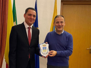 mazara-visita-al-palazzo-di-citta-del-console-generale-di-tunisia-mohamed-ali-mahjoub