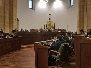 mazara-approvato-bilancio-di-previsione-politico-grazie-alle-assicurazioni-della-maggioranza-e-del-dirigente-stella-marino