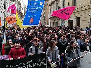 video-giornata-delle-vittime-di-mafia-un-grande-corteo-a-trapani
