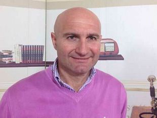 domani-il-candidato-sindaco-vito-armato-presenta-il-suo-progetto-amministrativo-nel-pomeriggio-raccolta-firme-per-l-abrogazione-della-legge-merlin