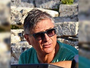 audio-intervista-a-nicasio-anzelmo-regista-teatrale-e-direttore-artistico-delle-dionisiache-la-cultura-e-necessaria-come-la-santa-messa