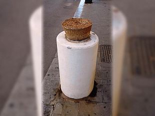 mazara-rubato-vaso-in-ceramica-in-corso-umberto-i