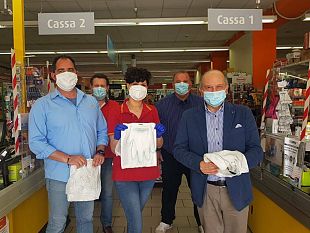 paceco-donati-tremila-guanti-al-comune