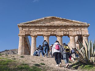 domenica-visite-guidate-gratuite-al-parco-archeologico-di-segesta