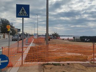 mazara-lavori-di-completamento-di-un-tratto-di-marciapiedi-del-lungomare-san-vito
