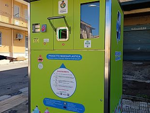 rifiuti-a-trappeto-e-attiva-la-postazione-mangiaplastica