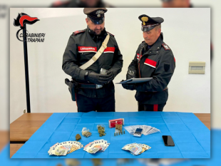 marsala-24enne-arrestato-per-spaccio-in-casa-droga-soldi-e-munizioni