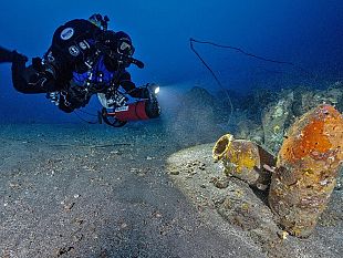 pantelleria-scoperto-un-sito-subacqueo-con-oltre-300-anfore-di-epoca-punica