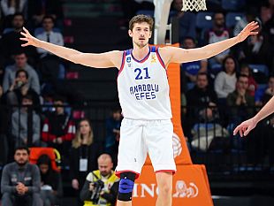 trapani-shark-pleiss-approda-al-panathinaikos