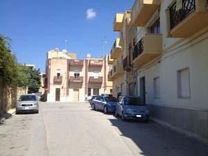 e-mistero-sul-cadavere-di-un-uomo-rivenuto-in-via-verona-nel-quartiere-della-marina