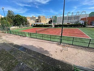 alcamo-torna-ad-essere-fruibile-il-campetto-da-tennis-della-via-giovanni-verga