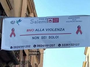 salemi-forti-polemiche-per-un-banner-contro-la-violenza