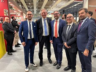 vinitaly-russo-fdi-la-qualita-del-vino-siciliano-e-riconosciuta-in-tutto-il-mondo