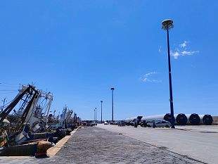 mazara-porto-peschereccio-da-mesi-quasi-completamente-al-buio