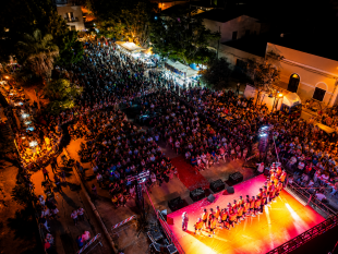 summer-fest-2026-torretta-granitola-parte-con-il-pienone-grande-successo-per-la-serata-inaugurale-con-i-4-gusti