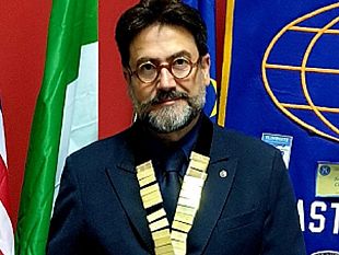 passaggio-della-campana-del-club-kiwanis-di-castelvetrano-giuseppe-catalanotto-e-il-nuovo-presidente-2