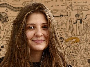 trapani-venerdi-la-presentazione-di-black-box-blues-dellautrice-e-illustratrice-ambra-durante