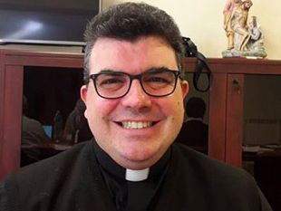 mazara-il-24-novembre-incontro-di-formazione-con-don-guido-colombo