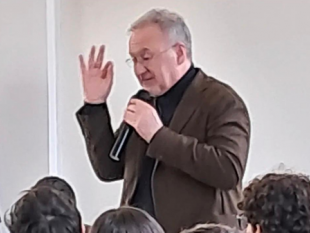 mazara-gli-studenti-del-liceo-adria-ballatore-partecipao-allevento-il-dis-crimine-di-genere