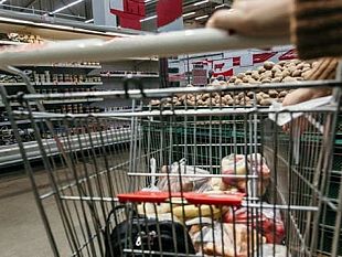 marsala/tenta-di-rapinare-un-supermercato-a-marsala-arrestato-dalla-polizia-di-stato