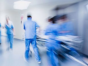 incidente-sul-lavoro-antennista-cade-e-sbatte-la-testa-accertata-la-morte-cerebrale