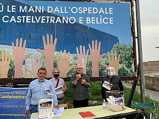 video-chiude-il-gazebo-per-la-zona-rossa-ma-la-battaglia-continua