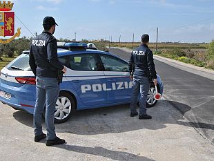 mazara-del-vallo-la-polizia-di-stato-e-la-r-p-a-di-trapani-sequestrano-capannone-industriale-per-illecita-gestione-di-rifiuti