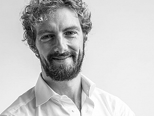 alessandro-davenia-a-trapanincontra-nella-giornata-mondiale-del-libro