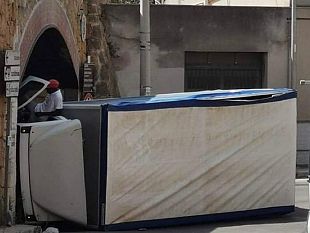 castelvetrano-un-camion-si-ribalta-traffico-in-tilt