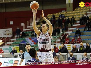 celis-taflaj-saluta-trapani