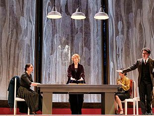 luglio-musicale-per-la-notte-di-halloween-in-streaming-la-medium-di-menotti