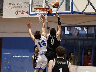 la-np-marsala-tiene-testa-agli-esperti-di-scicli-sconfitta-84-93-ma-con-rimonta-eroica