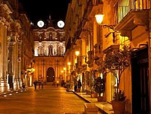 trapani-lotta-contro-abusivismo-ambulante-sequestro-di-merce-in-centro-storico