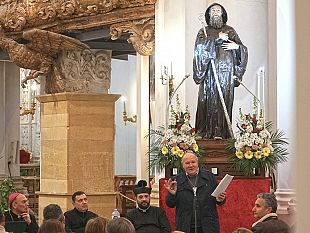 partanna-restaurata-la-statua-di-san-francesco-di-paola-di-mandracchia