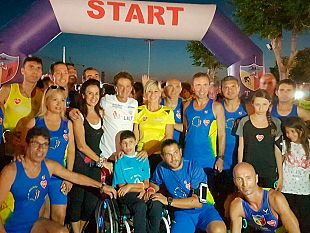 video-grande-successo-della-i-gara-podistica-corriamo-sul-lungomare-per-la-lilt