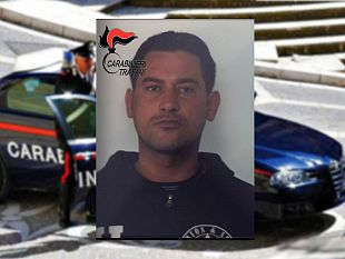 marsala-aggredisce-i-carabinieri-fermato-con-lo-spray-al-peperoncino