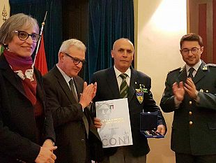 video-al-mazarese-cav-ignazio-rondi-la-stella-di-bronzo-al-merito-sportivo-2018-da-parte-del-coni