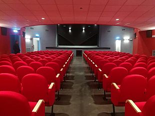 voglia-di-teatro-a-campobello-grande-attesa-per-linaugurazione-del-nuovo-cinema-olimpia-gregorio-mangiagli