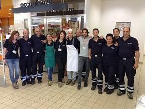 marsala-la-croce-rossa-partecipa-alla-campagna-metti-in-tavola-la-solidarieta